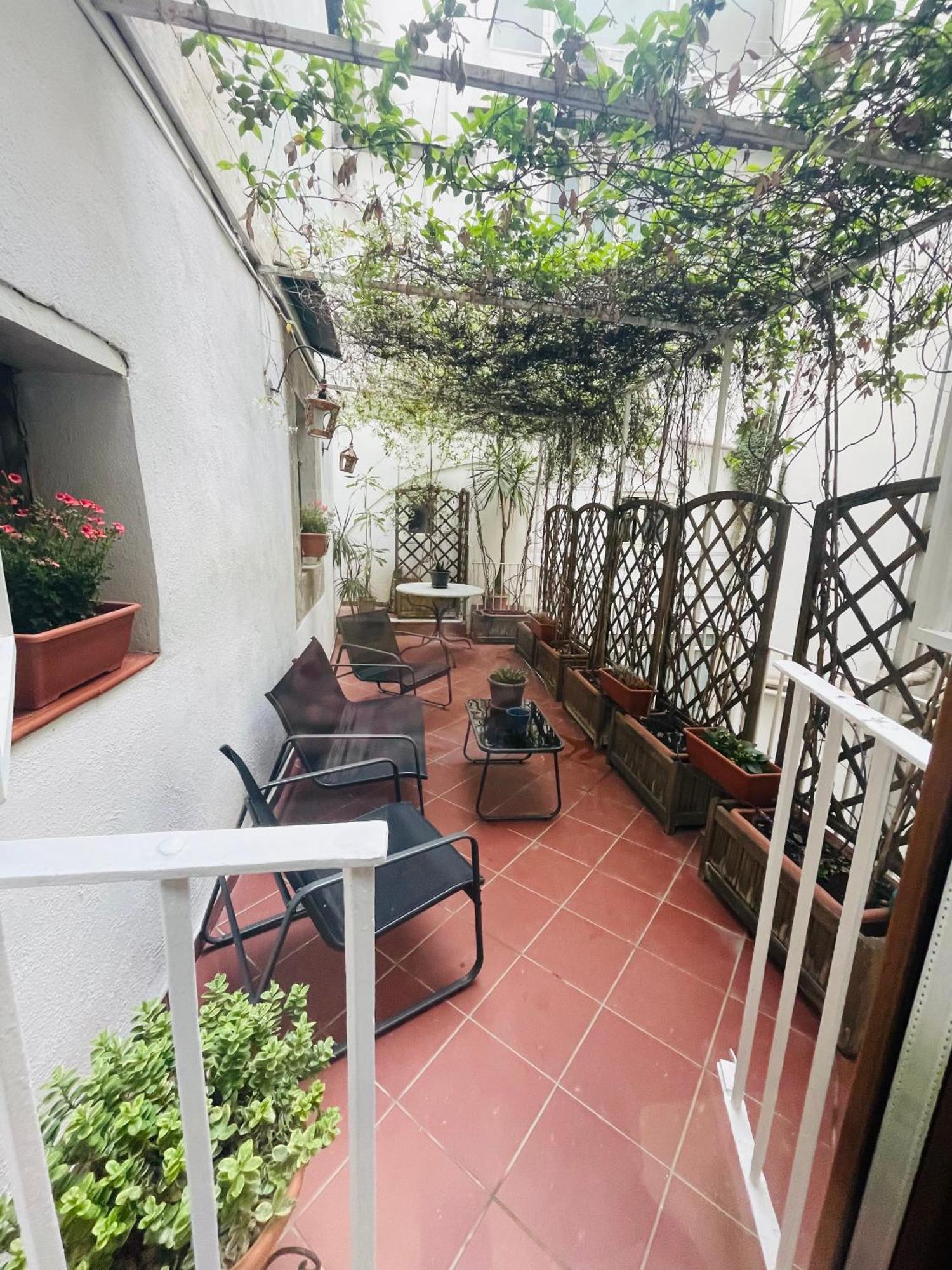 Re Gallo Luxury Apartment Plebiscito In Via Chiaia Napoli Esterno foto